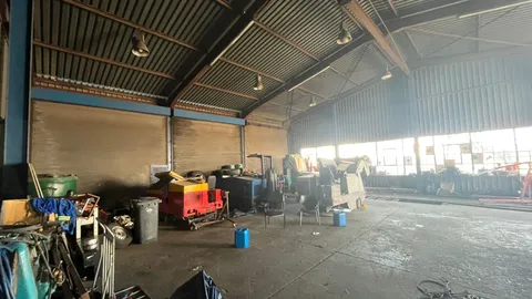 3 Ohm Street, Chloorkop, Edenvale, Industrial Property Available For Sale, Yard, Superlink Acess, Roller Doors (51)